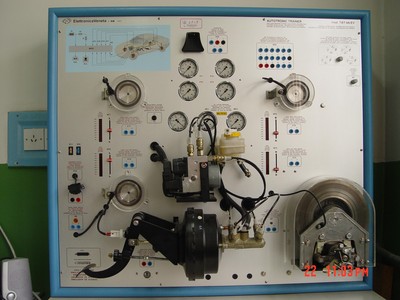 ABS制动防抱死系统培训器